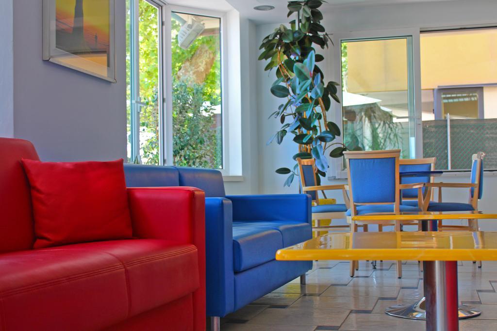 Hotel Bristol Misano Adriatico Bagian luar foto